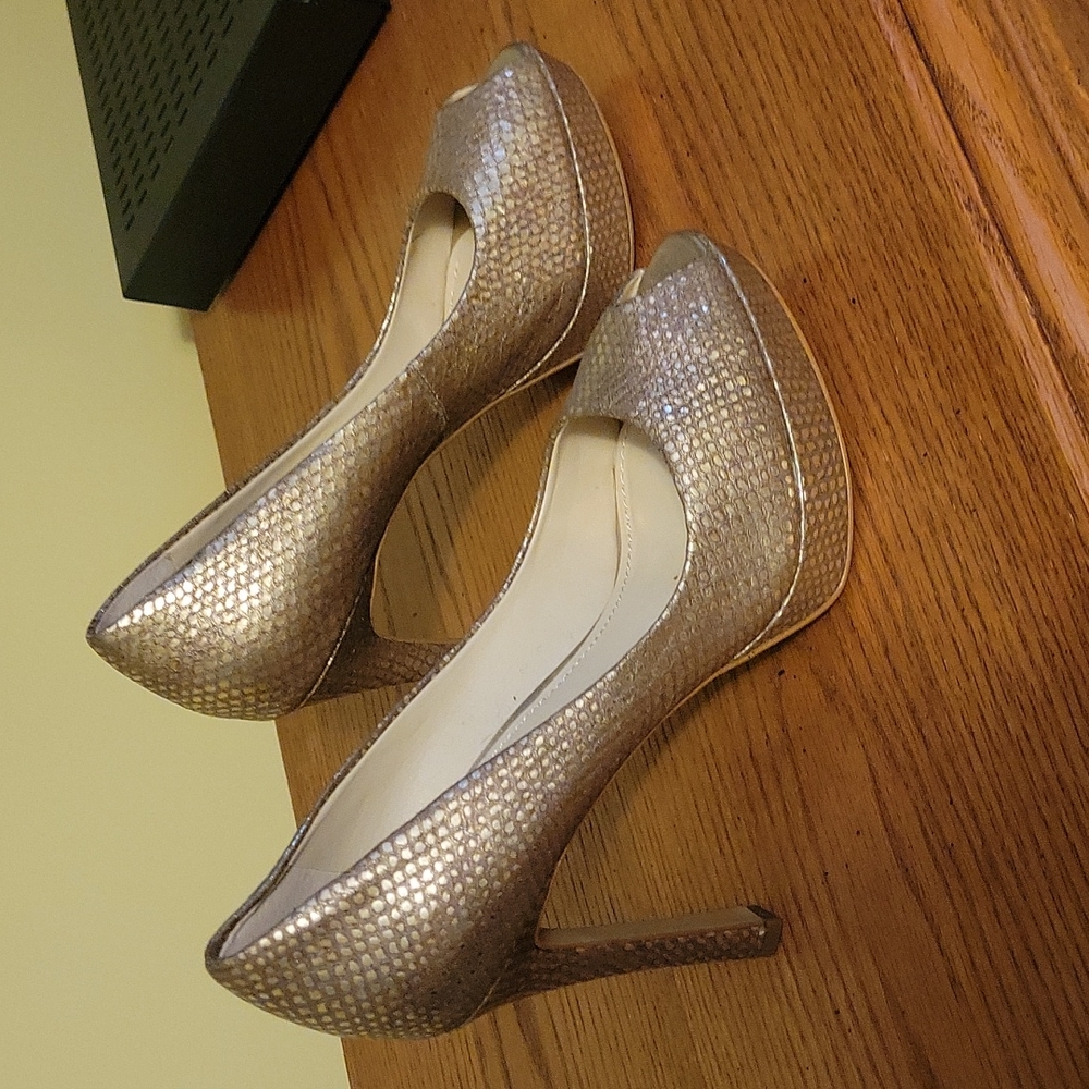 Stunning gold open toe pumps by Anne Klein